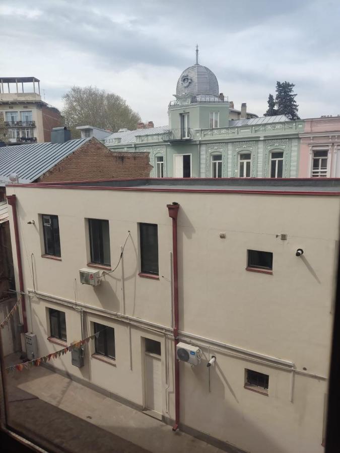 Ahmashenebeliapart Tiflis Exterior foto